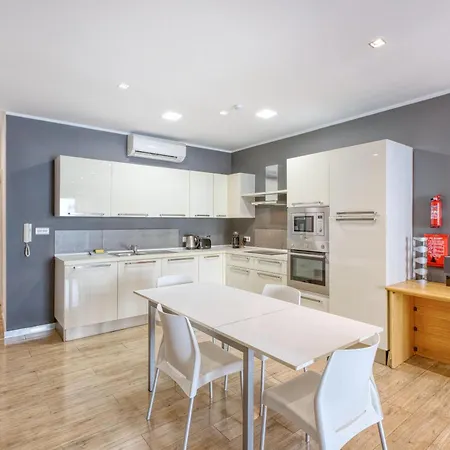 Spacious 3br With Balcony In Msida By 360 Estates Апартаменты Ta Xbiex