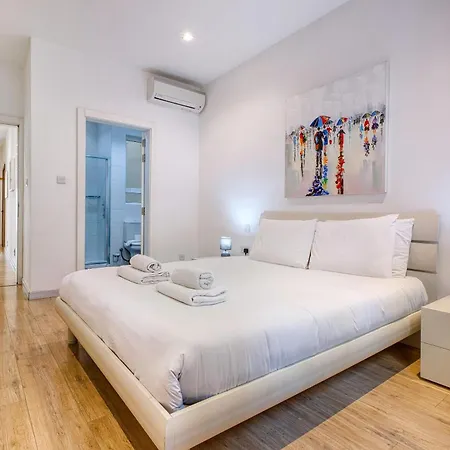 Spacious 3br With Balcony In Msida By 360 Estates Apartman *