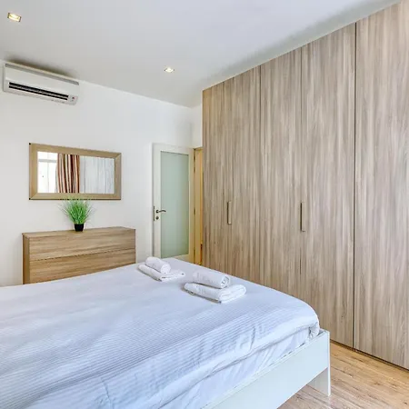 Spacious 3br With Balcony In Msida By 360 Estates Apartman Ta Xbiex