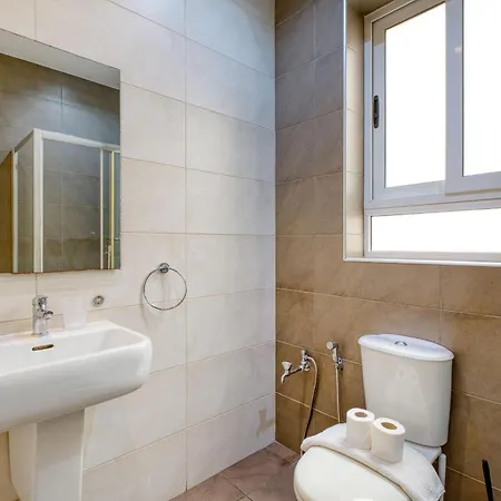 Spacious 3br With Balcony In Msida By 360 Estates Apartman