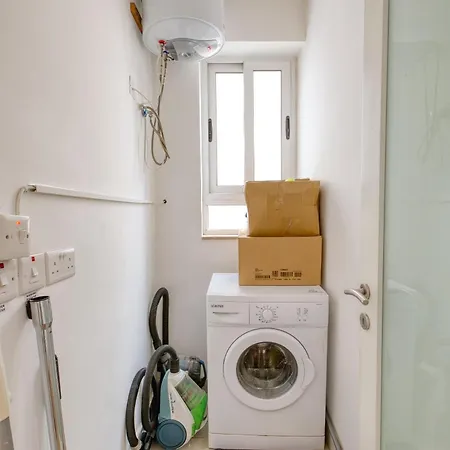 Spacious 3br With Balcony In Msida By 360 Estates