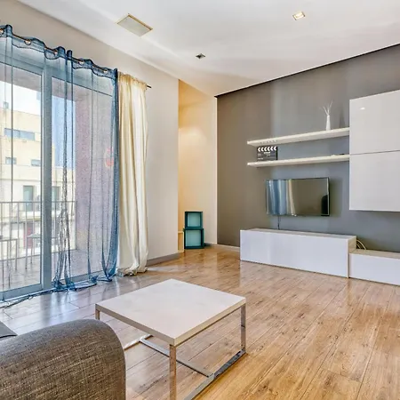 Spacious 3br With Balcony In Msida By 360 Estates Apartman