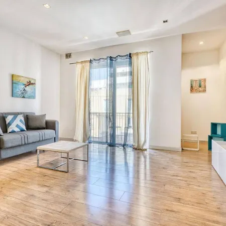 Spacious 3br With Balcony In Msida By 360 Estates Apartman *